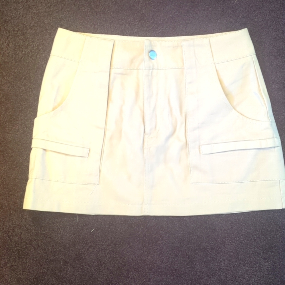 Riri Mini Skirt (Pumice)